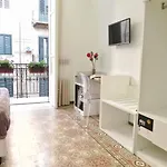 Alojamento de Acomodação e Pequeno-almoço Ai Palermo
