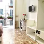 Alojamento de Acomodação e Pequeno-almoço Ai Palermo