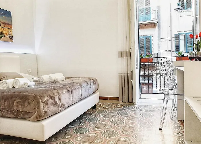 ベッド・アンド・ブレックファスト Ai 4*